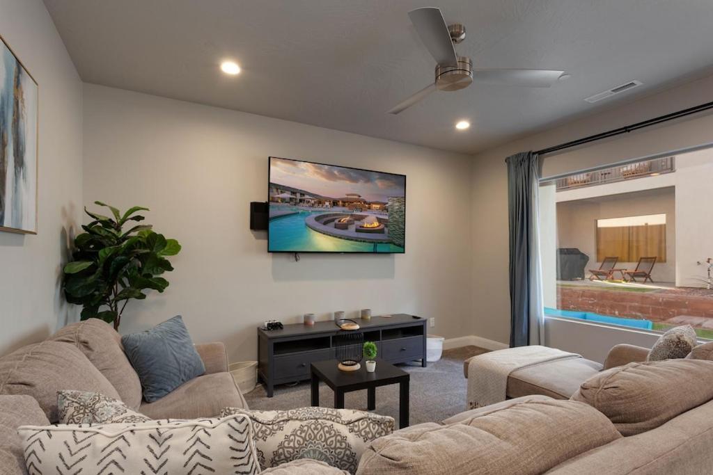 Zion Village 339 3 Bed, 2 And A Half Bath, Game Systems, Mister System, And Community Pool Hurricane Buitenkant foto